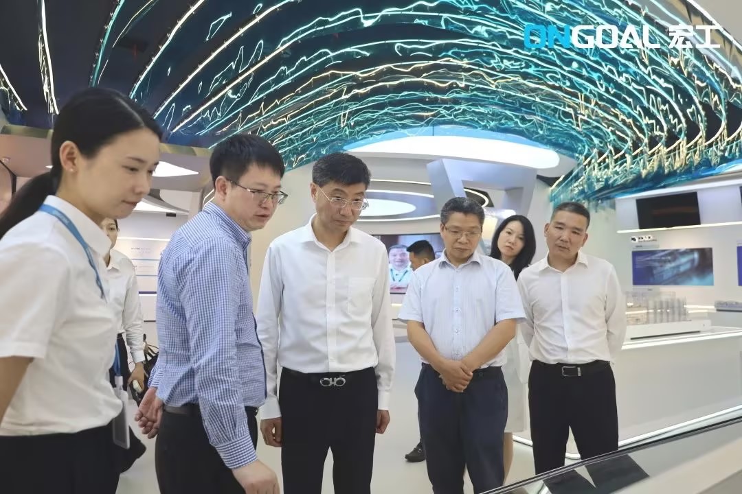 f6dbf53c-a46b-4bfb-89c3-dd11a58f63cf f6dbf53c-a46b-4bfb-89c3-dd11a58f63cf